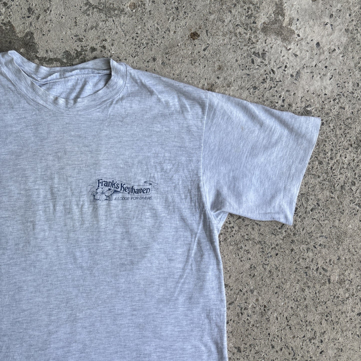 Grey Diving Graphic Single Stitch T-shirt | Size M