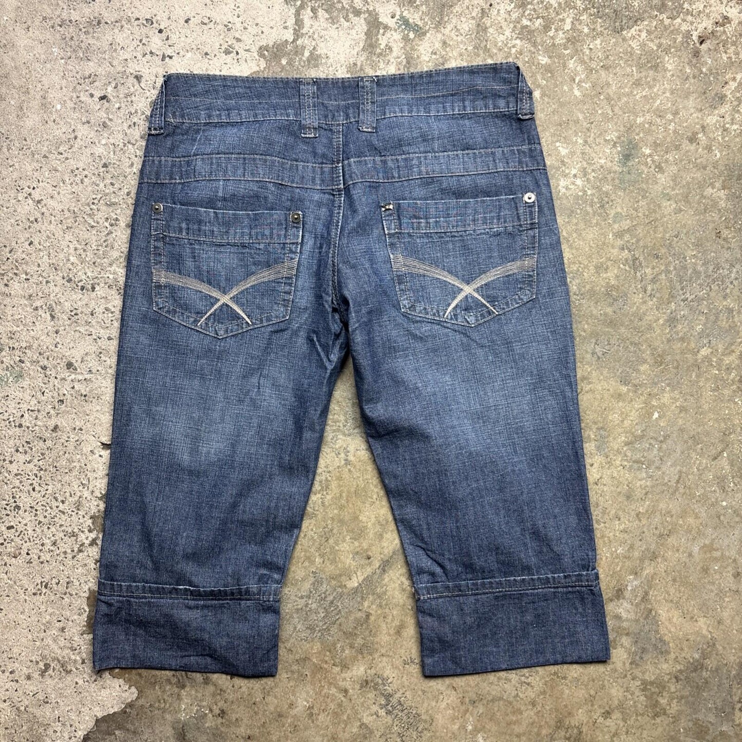 Blue Denim Y2K Papaya Women’s 3/4 Length Low Waisted Shorts | Size 10