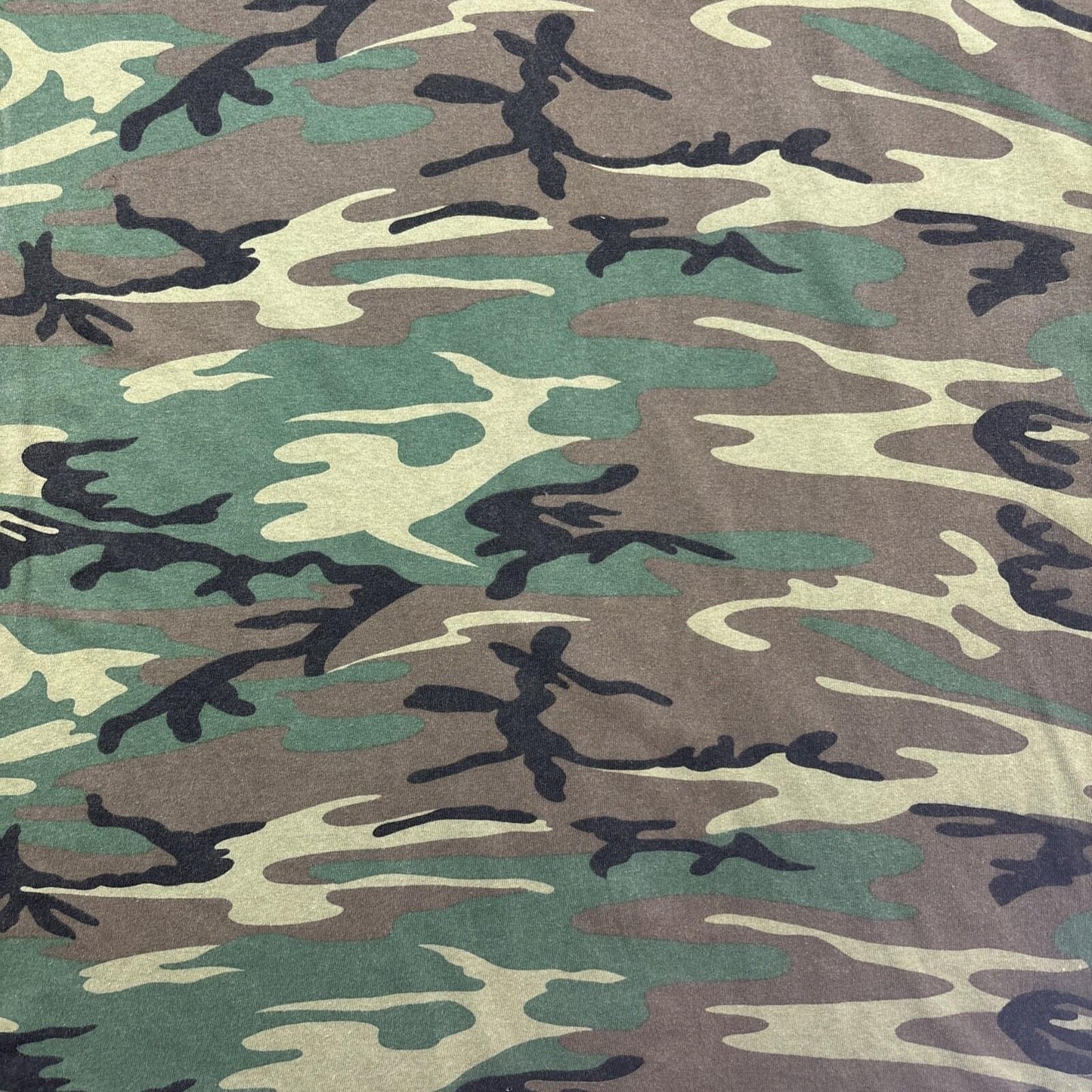 Vintage Camoflauge Single Stitch Graphic T-shirt | Size: XL
