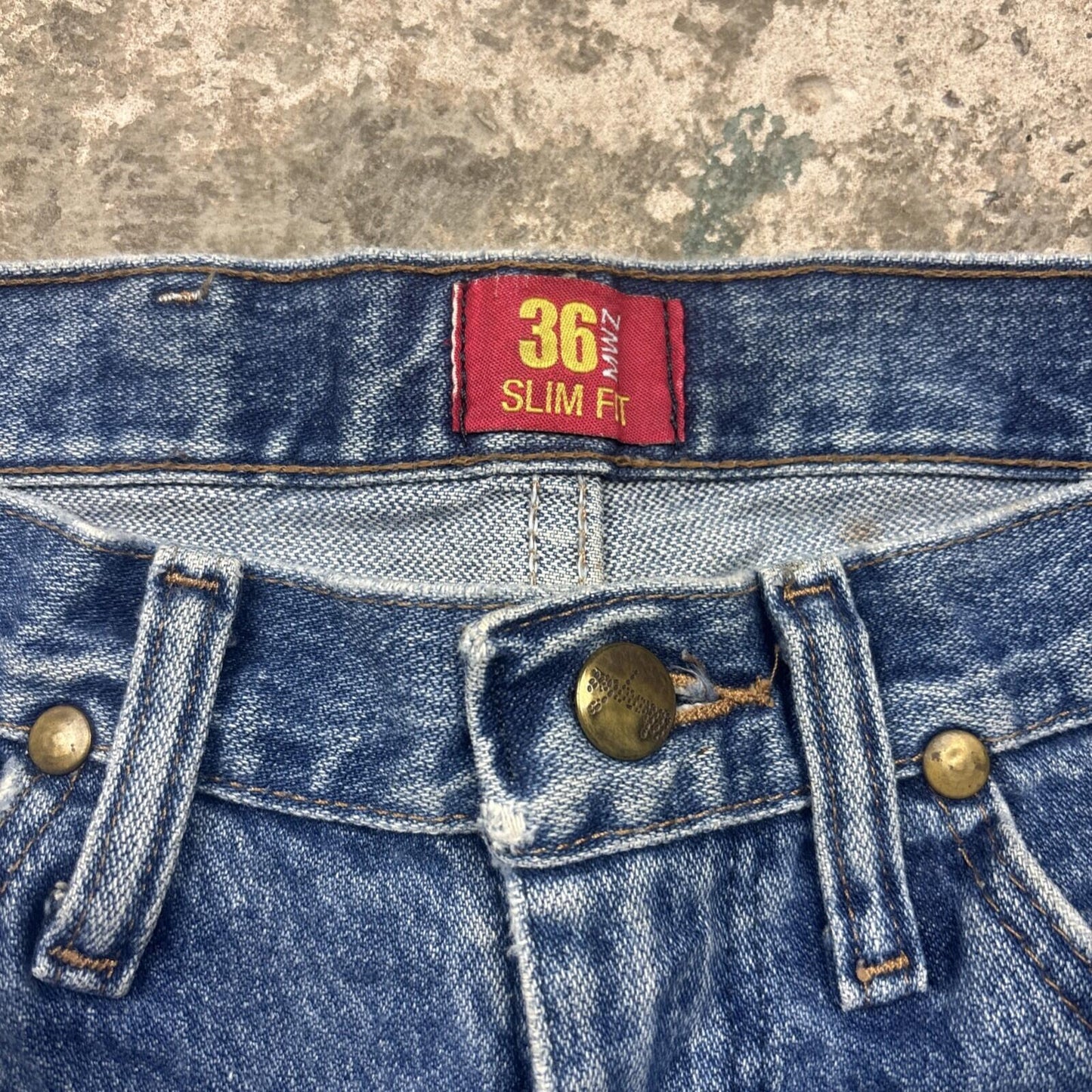 Blue Denim Wrangler Capri Women’s Jeans | W28"