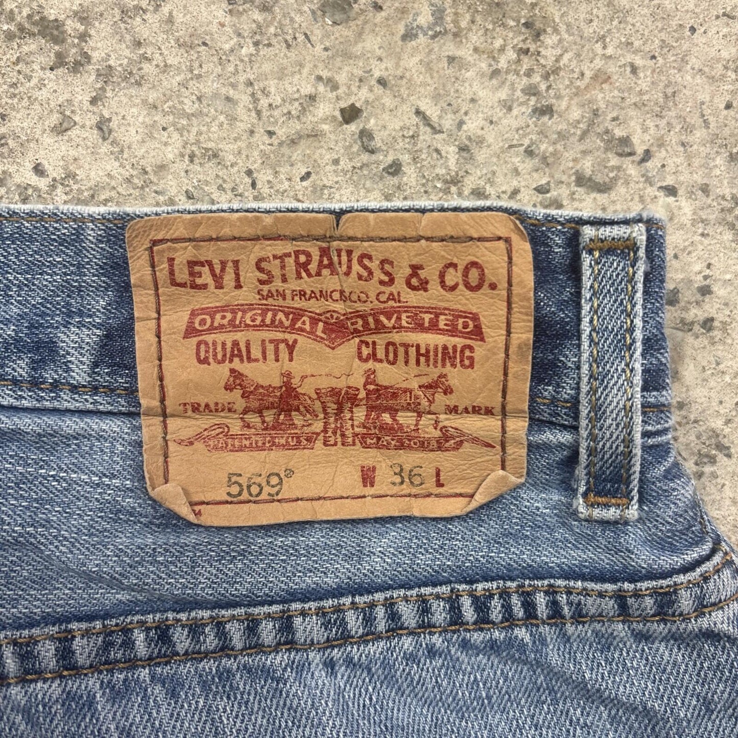 Blue Denim Levi’s 569 Jean Shorts | W36"