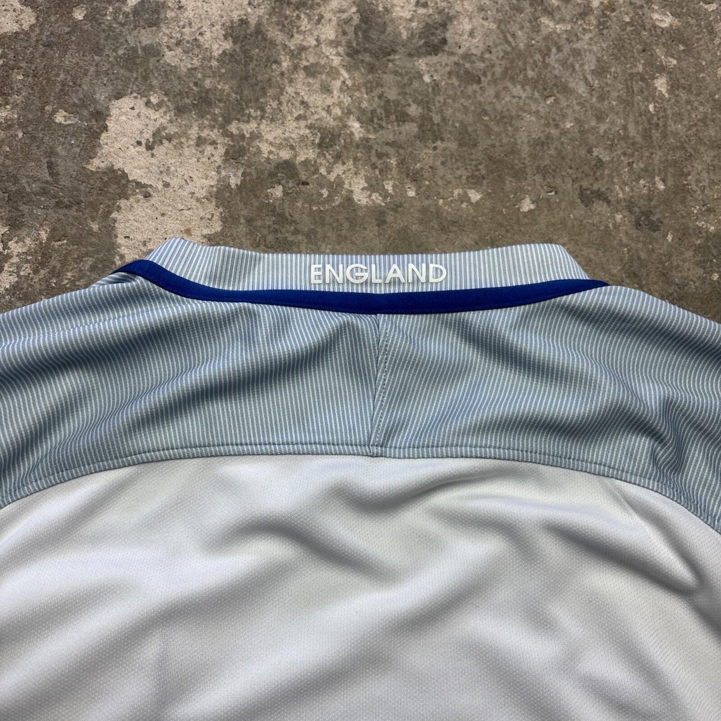 Nike 2016/17 England National Team Men's Home Football Shirt | Size L