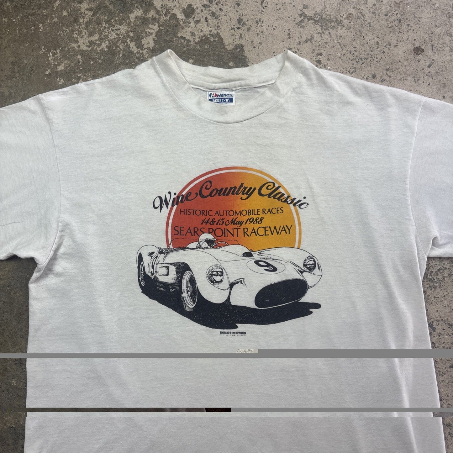 Vintage White Racing Groahic Hanes T-shirt | Size XL