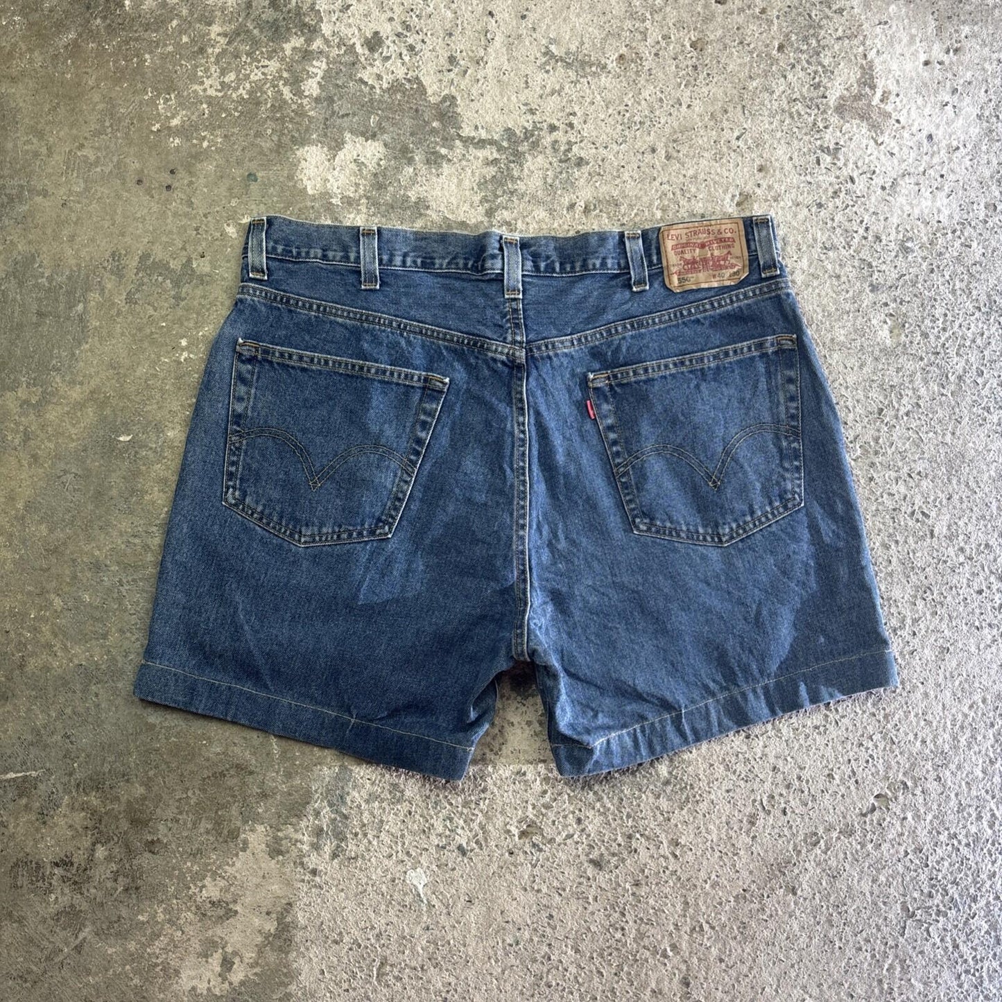 Vintage Blue Denim Levi’s 550 Relaxed Fit Jean Shorts | W40"