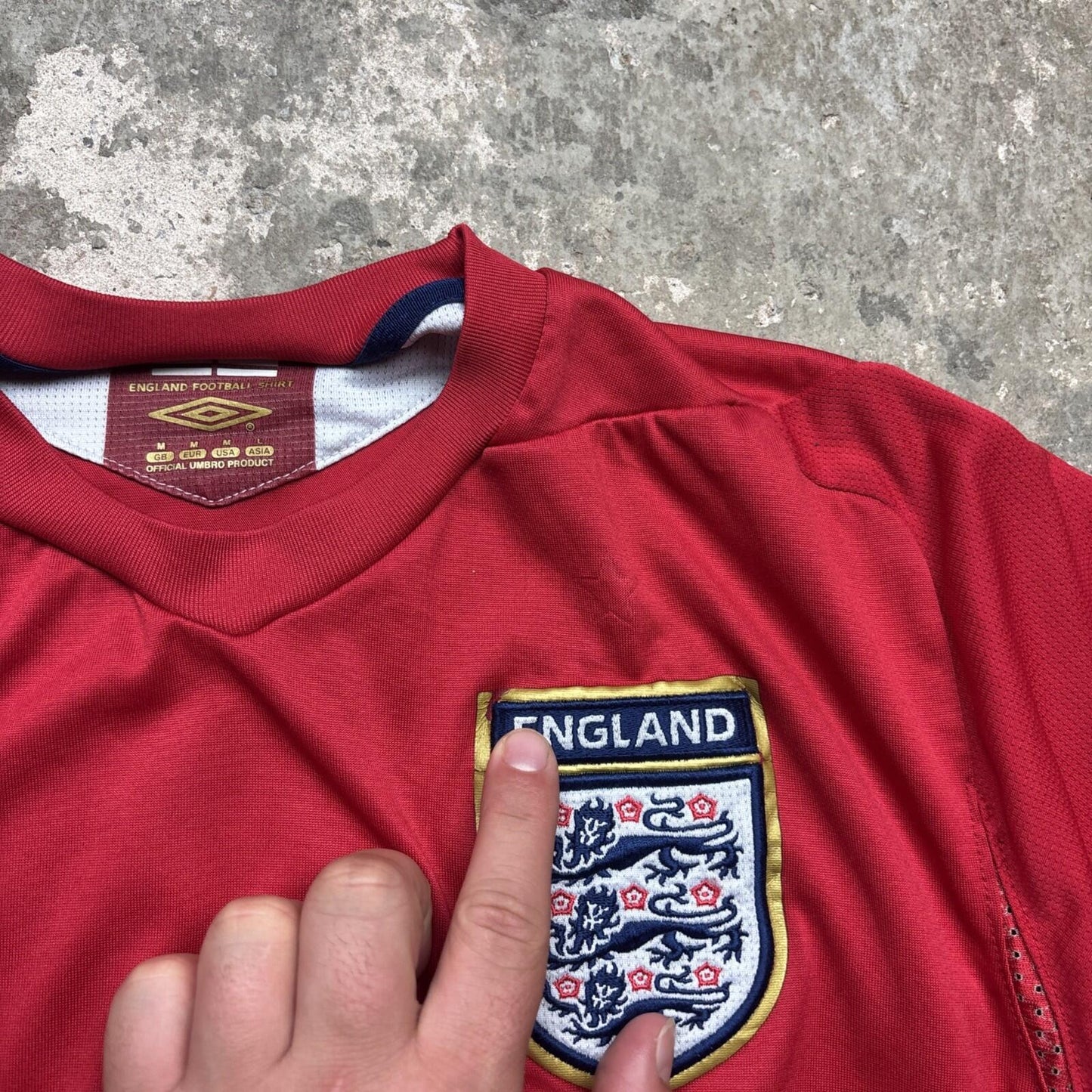 2006-08 Red Umbro England Away Football Men’s Shirt | M