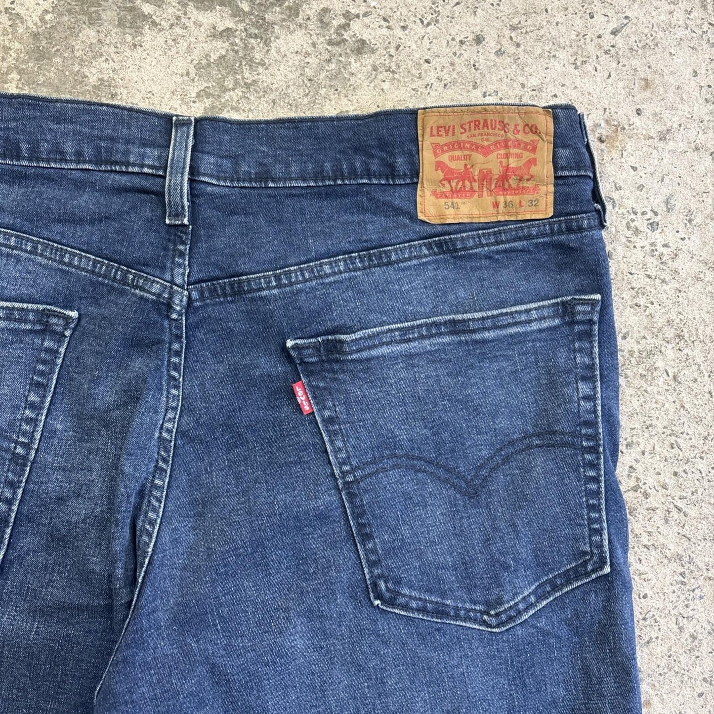 Navy Denim Levi’s Cut Off Jean Shorts | W36"