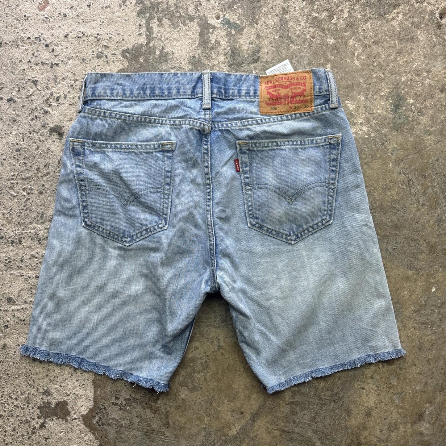 Blue Denim Levi’s 505 Men’s Cut Off Shorts | W30
