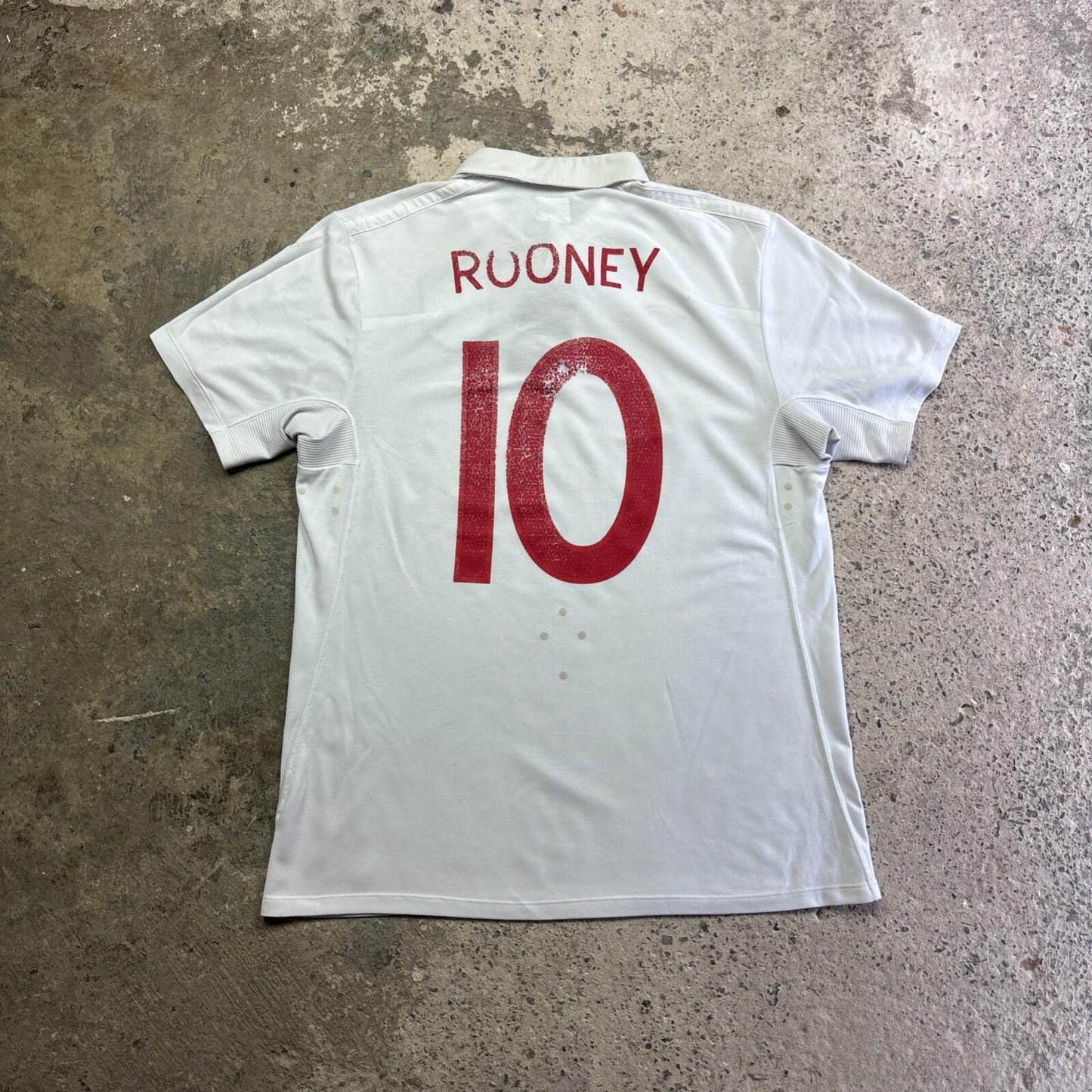 White Umbro 2009/10 England Rooney Football Shirt | Size L
