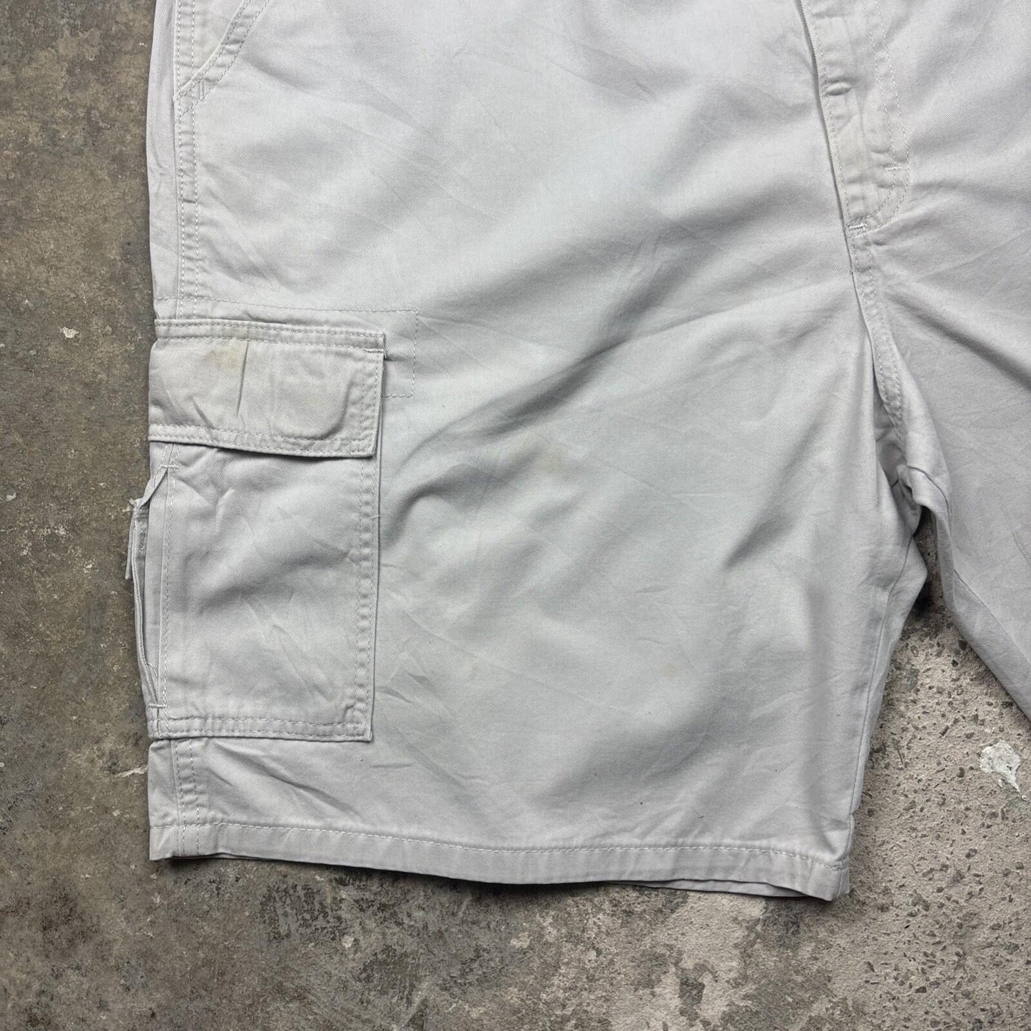 Cream Wrangler Cotton Cargo Shorts | W40"