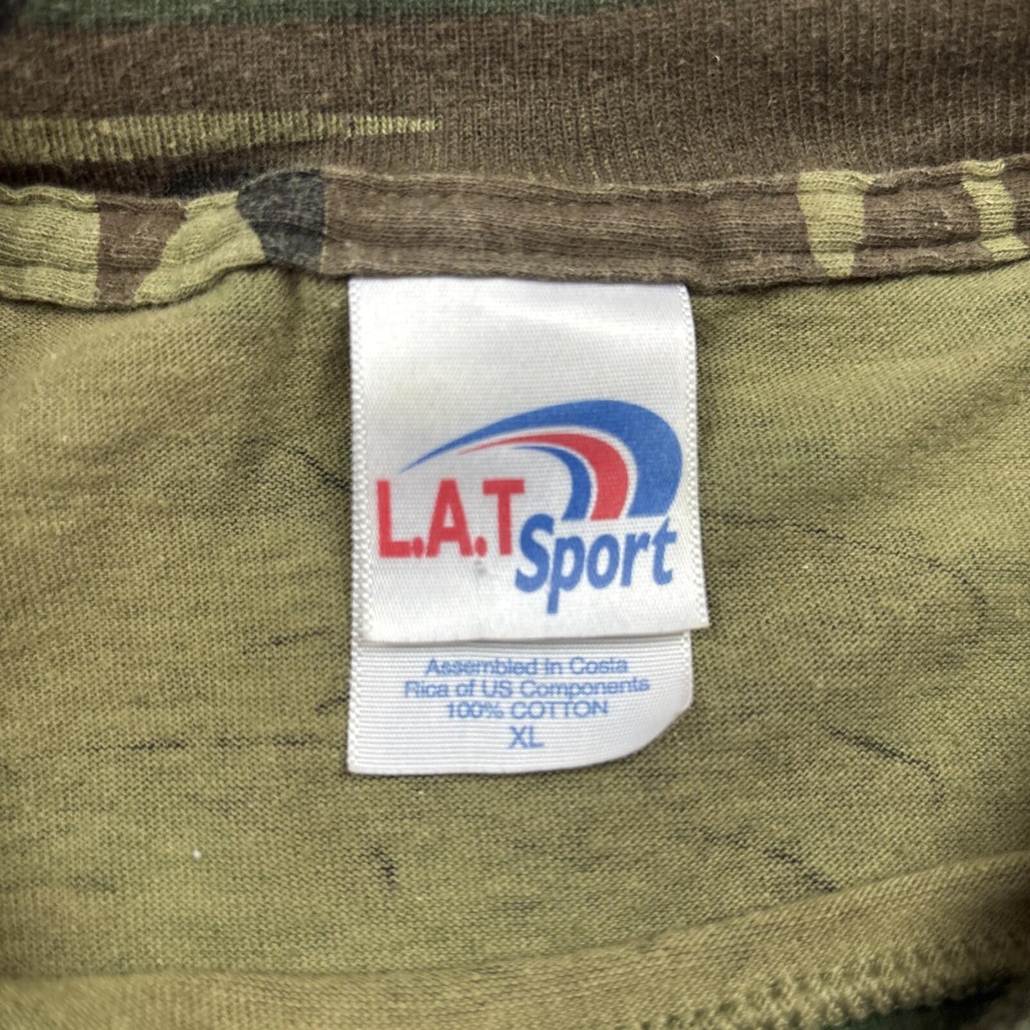 Vintage Camoflauge Single Stitch Graphic T-shirt | Size: XL