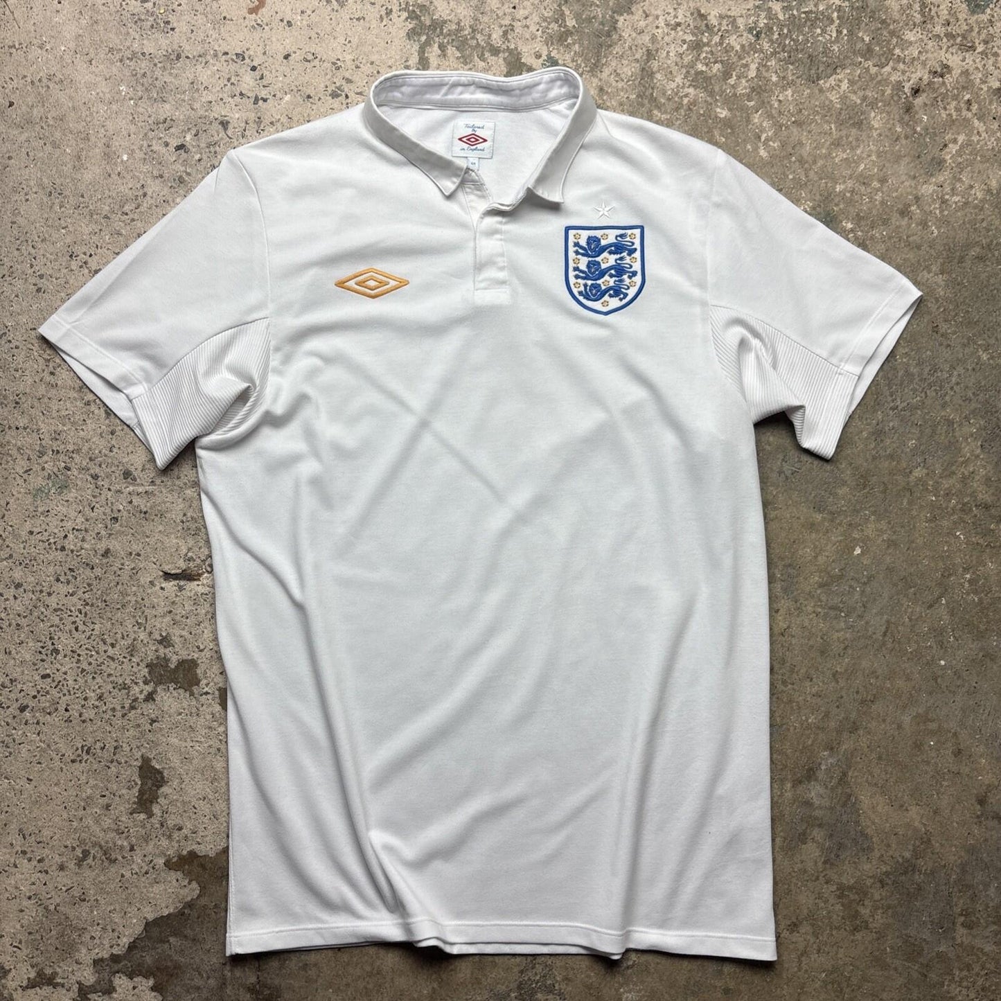 England Umbro 2009/10 White Home Men's Football Shirt Large