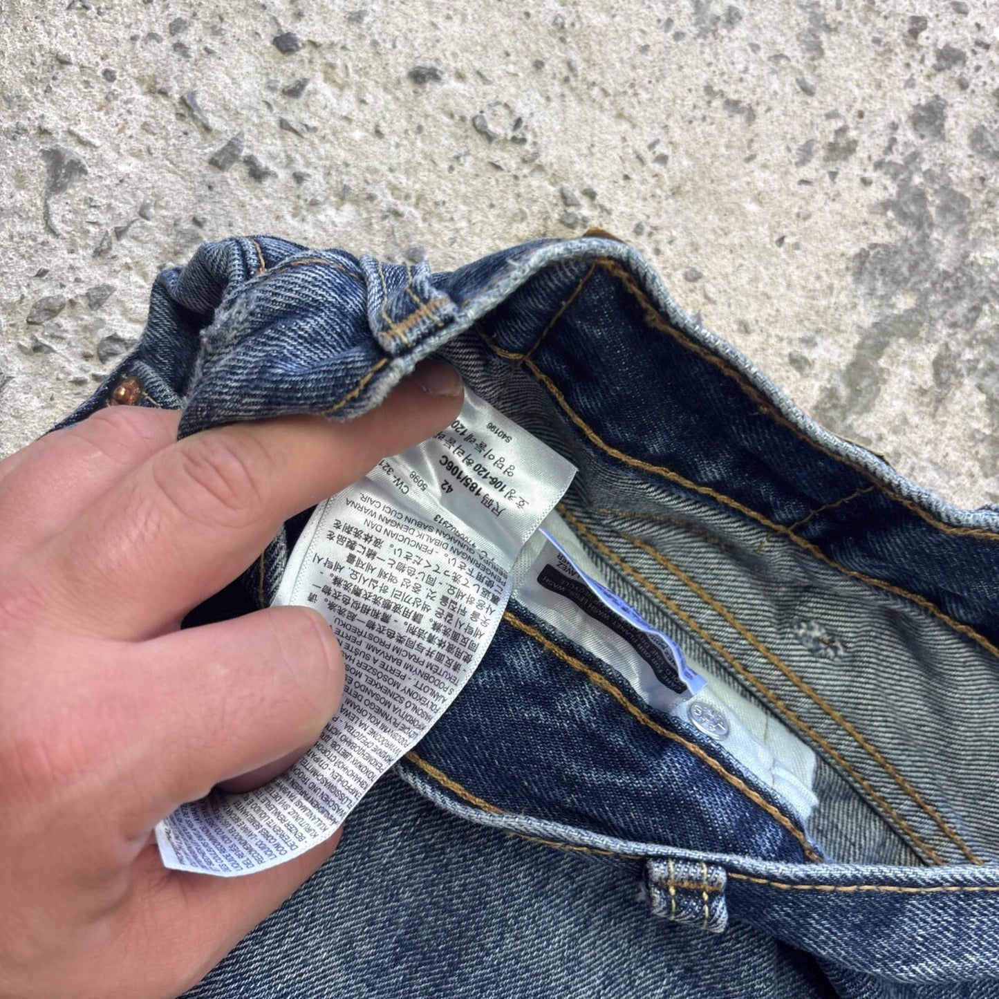 Distressed Blue Denim Levi’s 502 Men’s Cut Off Shorts | W42
