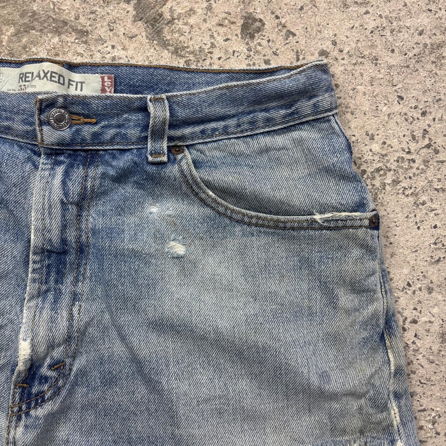 Blue Denim Levi’s Women’s  Cut Off Shorts | W36"