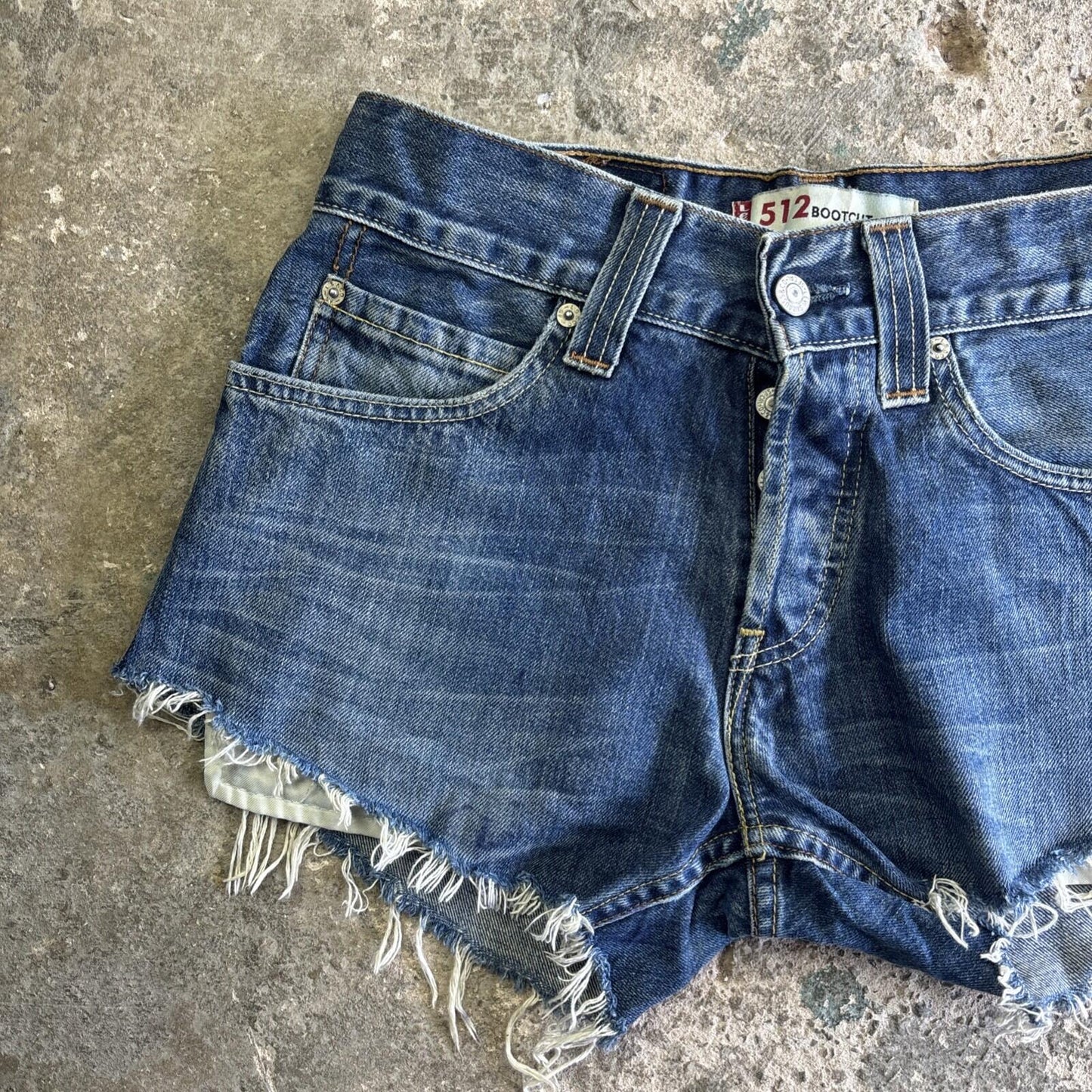 Blue Denim Levi’s Denim Jean Short Shorts | W30"