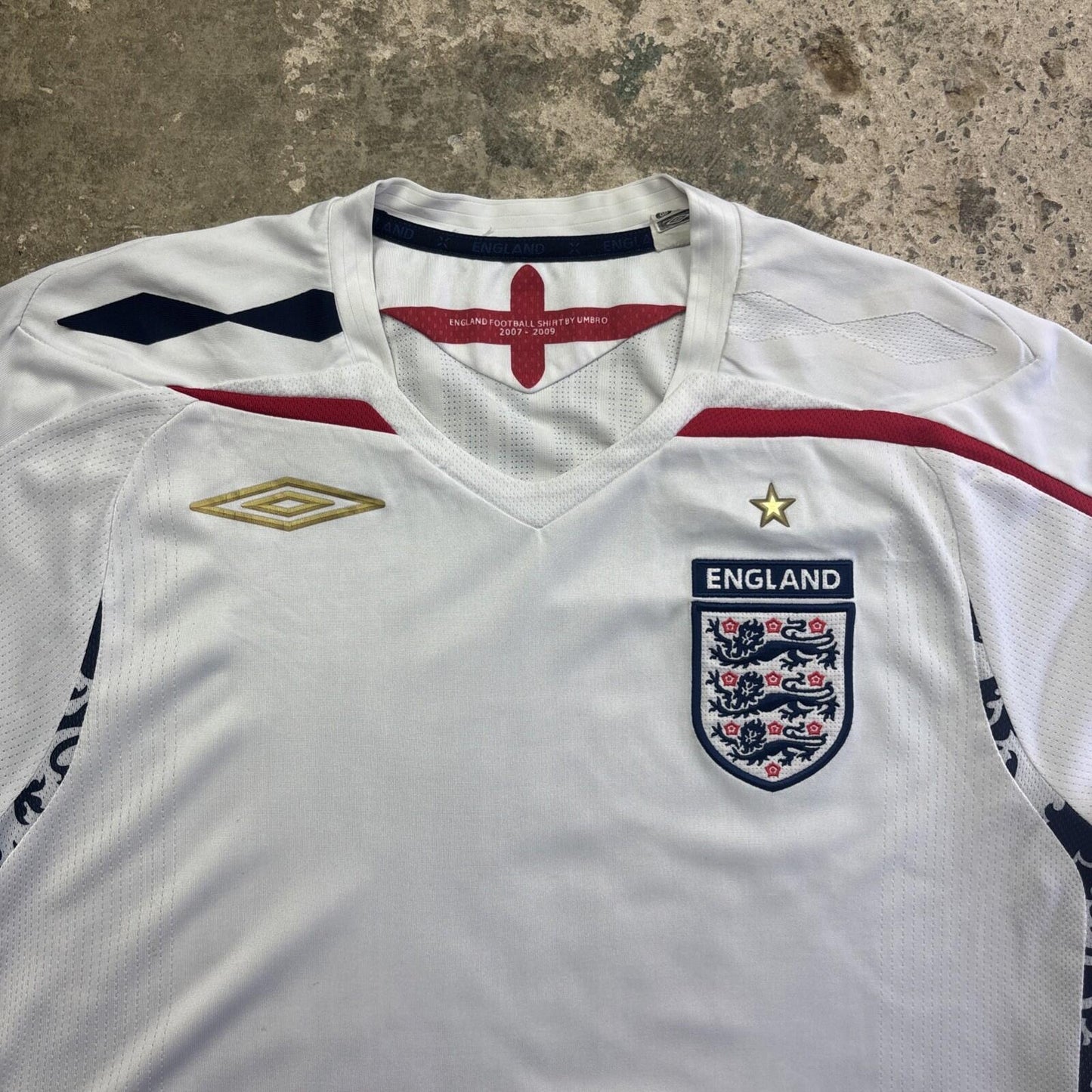 White England Umbro 2007/09 Football Home Shirt | Size S