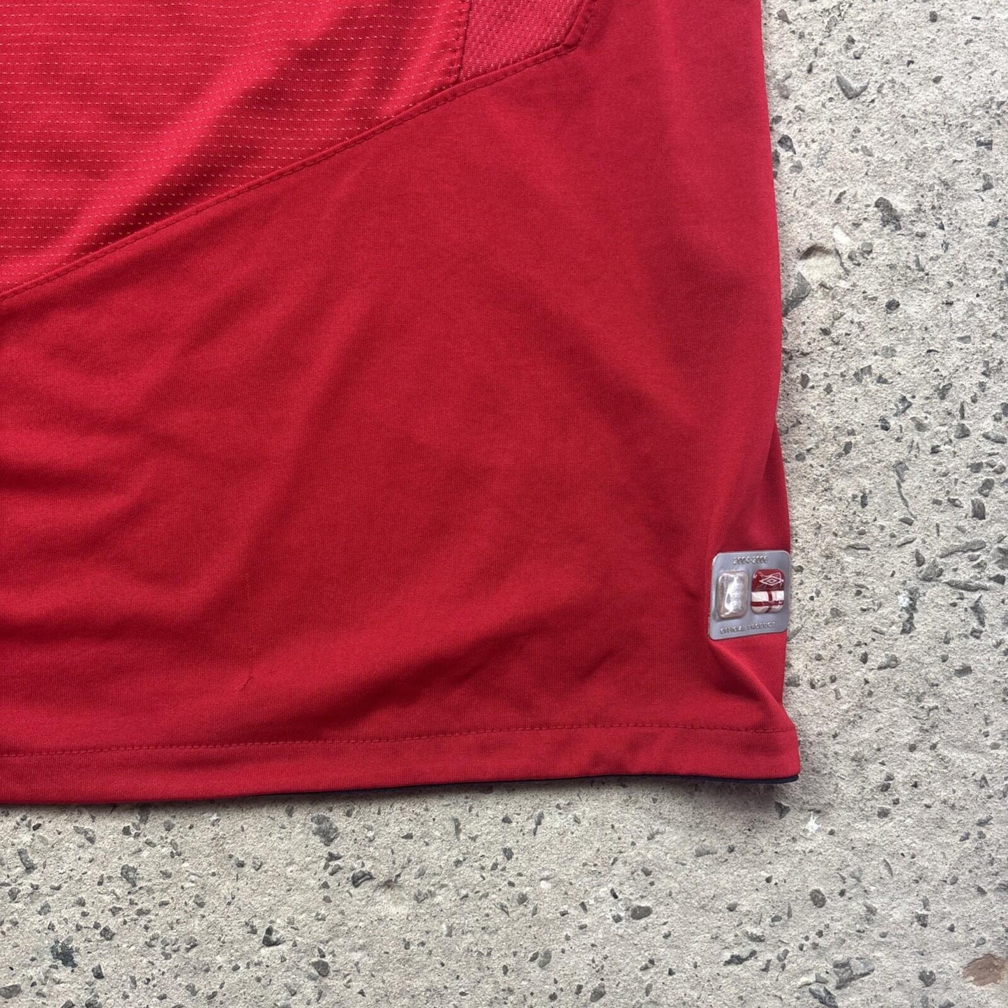Red England Football 2004/06 Umbro Away Shirt | Size: L
