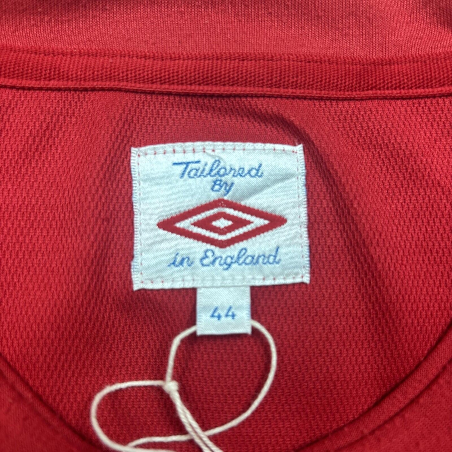 Red England Umbro Football Home Shirt 2010/11 Season | Size:  L