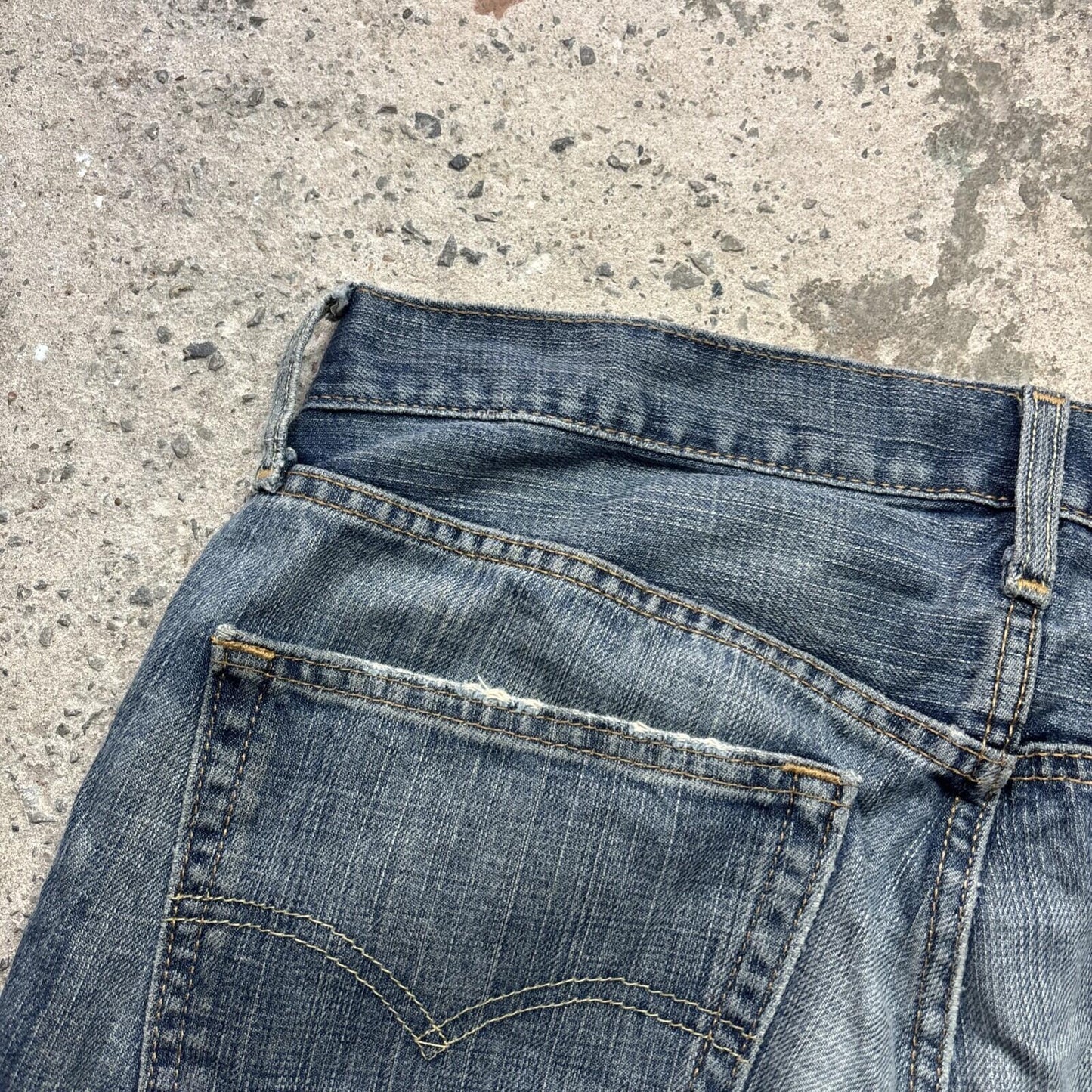 Blue Denim Levi’s 559 Men’s Shorts | W34