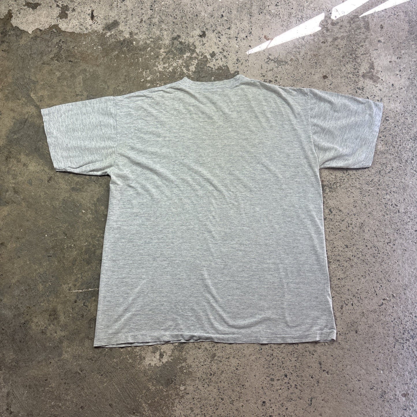 Vintage Grey 90s Graphic T-Shirt | Size XL