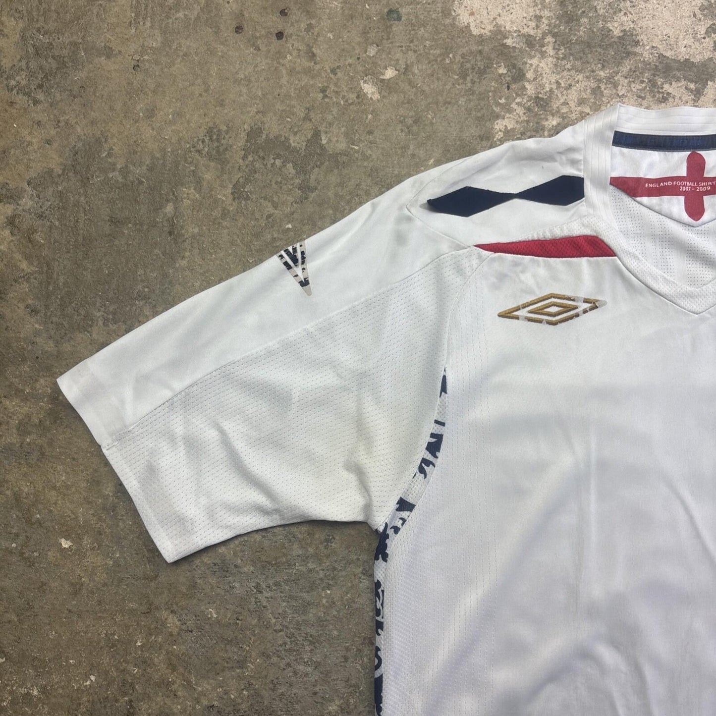 White Umbro England 2007/09 Football Home Shirt | Size: S