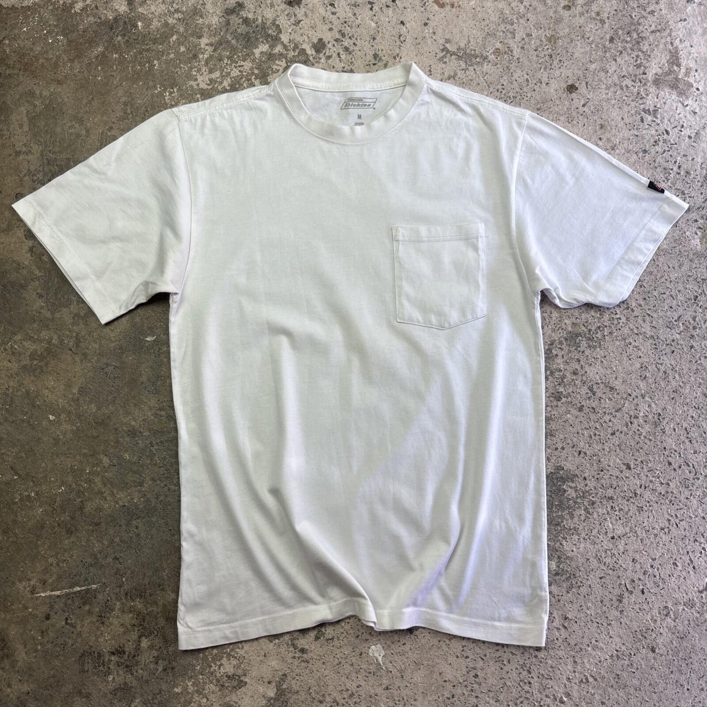 White Dickies Single Pocket Men’s T-shirt | Size M