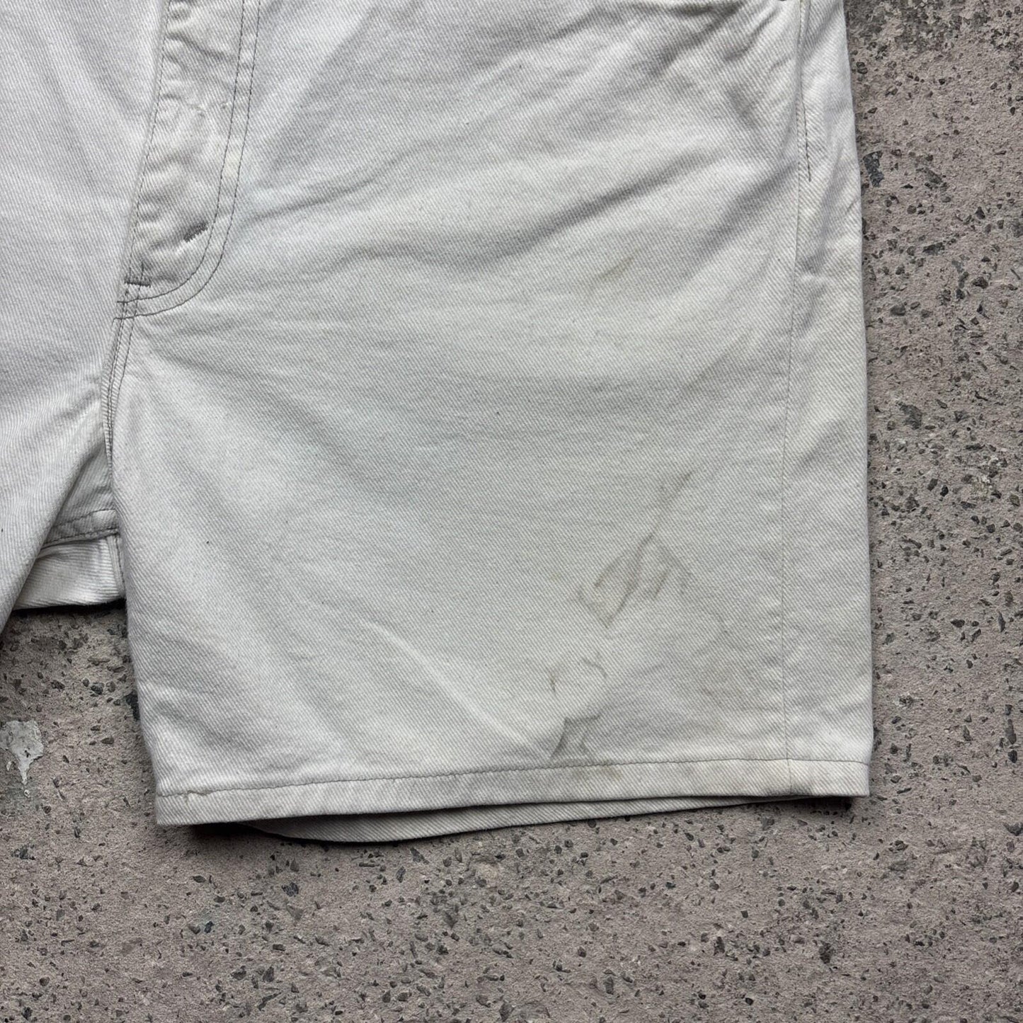 Cream Denim Levi’s 505 Jean Shorts | W38"