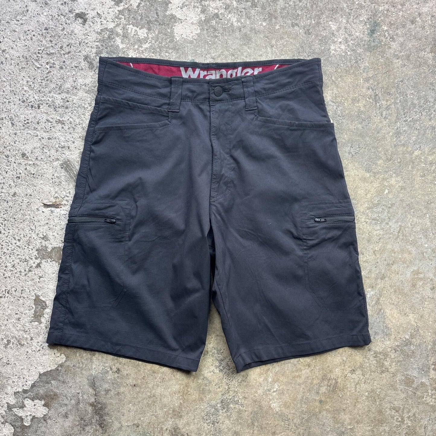 Black Wrangler Activewear Cargo shorts - W32