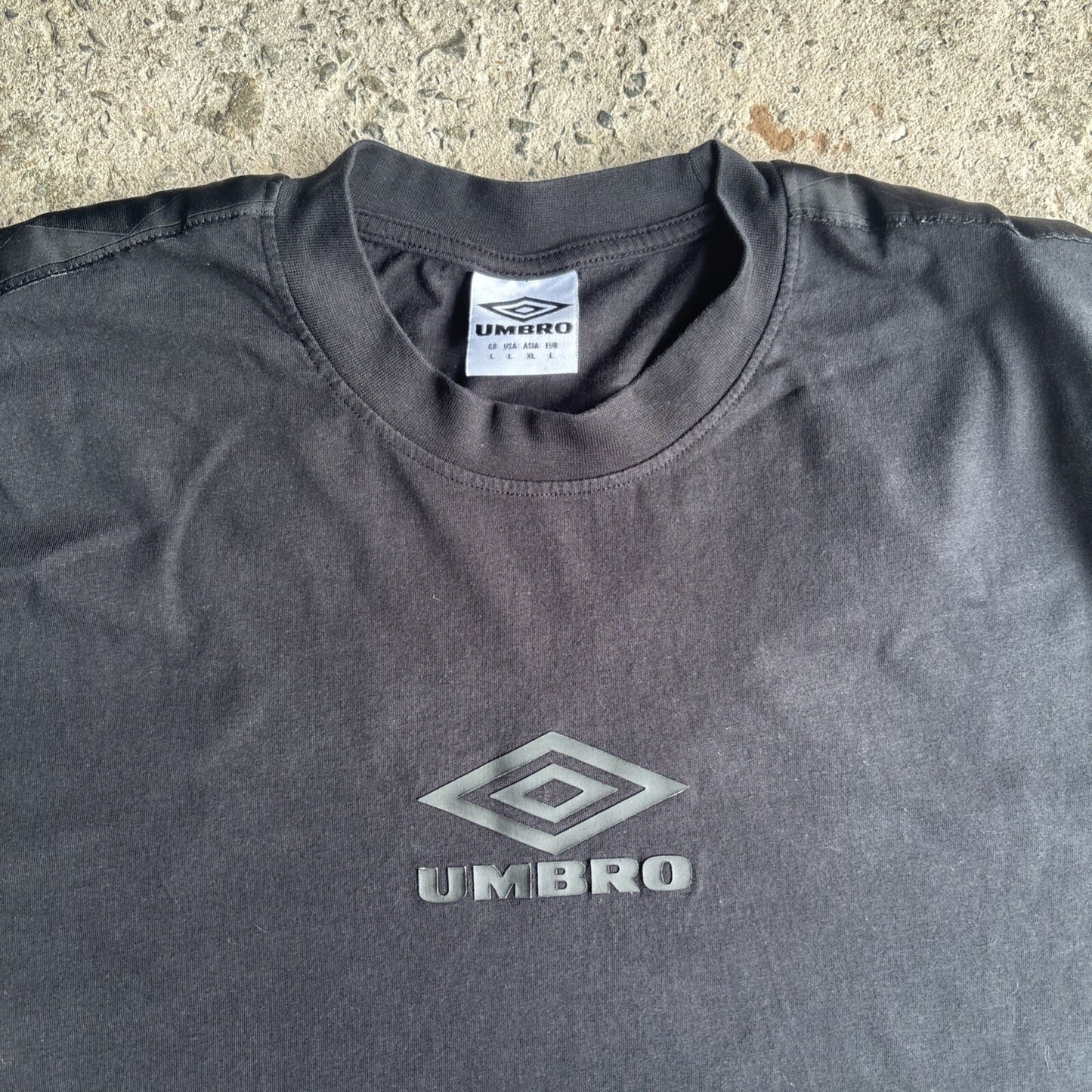Black Umbro Logo T-Shirt With Shoulder Design | Size L